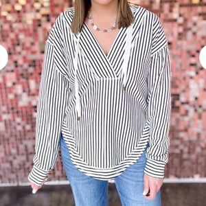 Bucketlist Black & White Striped Hoodie Top – V-Neck – Medium – NWT